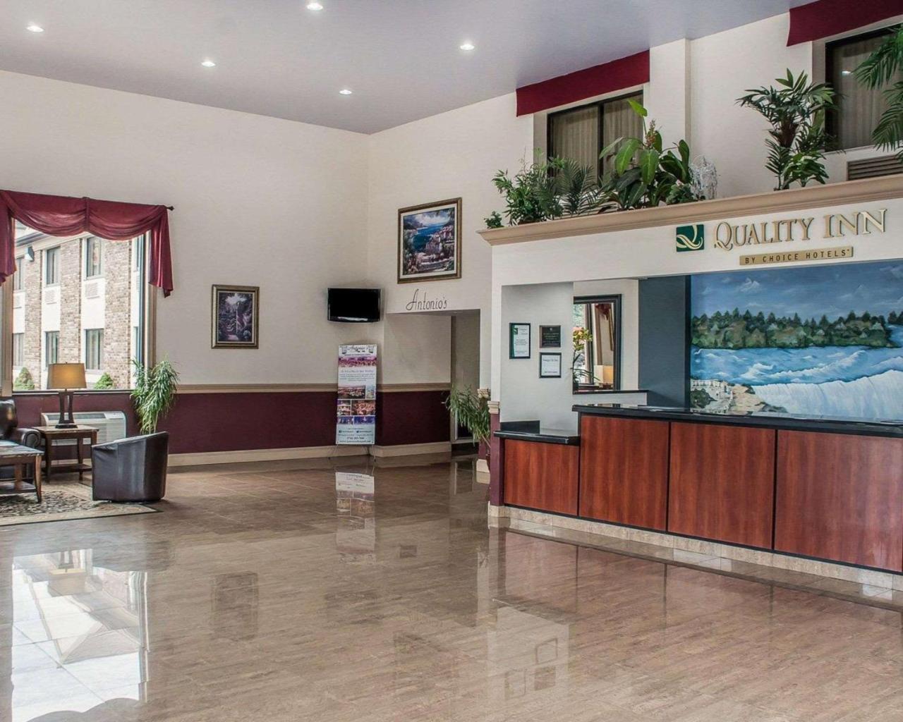 Quality Inn - Niagara Falls Blvd Dış mekan fotoğraf