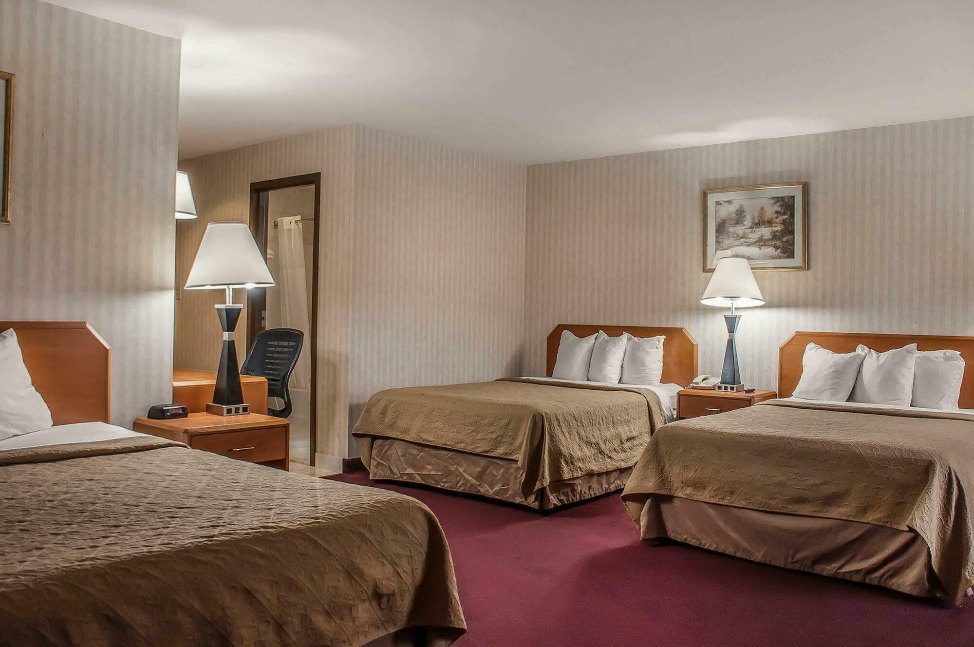 Quality Inn - Niagara Falls Blvd Dış mekan fotoğraf
